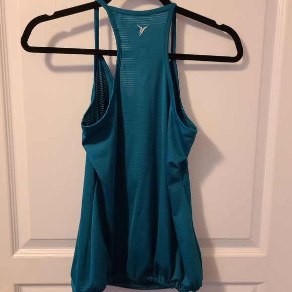 ❌️NOT FOR SALE❌️5 for 25$ Old navy workout top - Picture 3 of 3